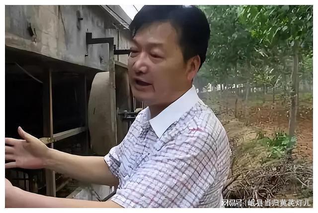 弟弟彩礼借款助兄养猪哥哥致富2000亿弟弟仍甘守平凡(图16)