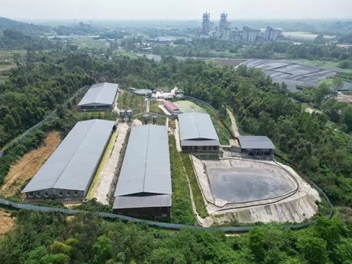 凯发国际彭州养猪场化粪池气体中毒事故疑为老板掉进化粪池6人施救不幸全遇难