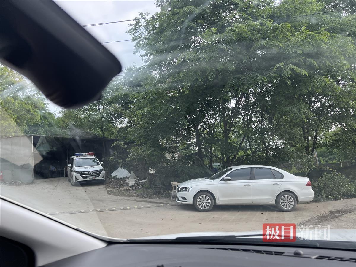 凯发国际彭州一养猪场7人沼气中毒身亡一人坠入化粪池后6人去救均遇难死者包括老板一家及合伙人(图2)