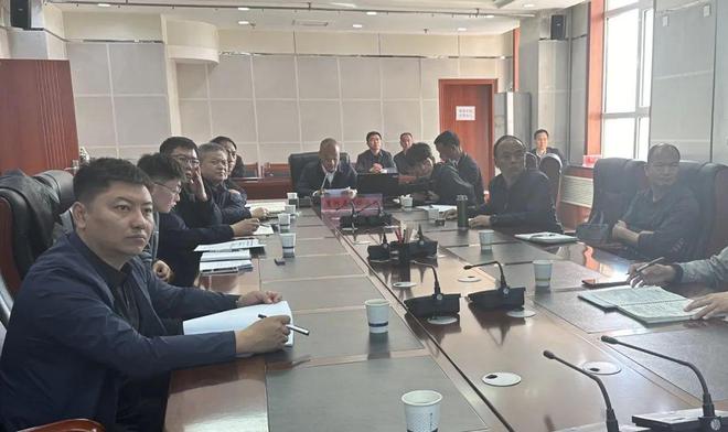 凯发旗舰厅夏河县参加国家草原畜牧业转型升级项目中期评估会议