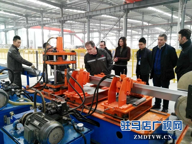 金凤牧业搭上国际快车畜牧设备远销德荷西(图2)