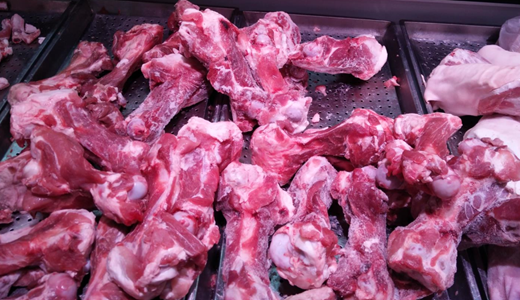 畜牧业生产日渐恢复自动加工机械推进产业现代化(图1)