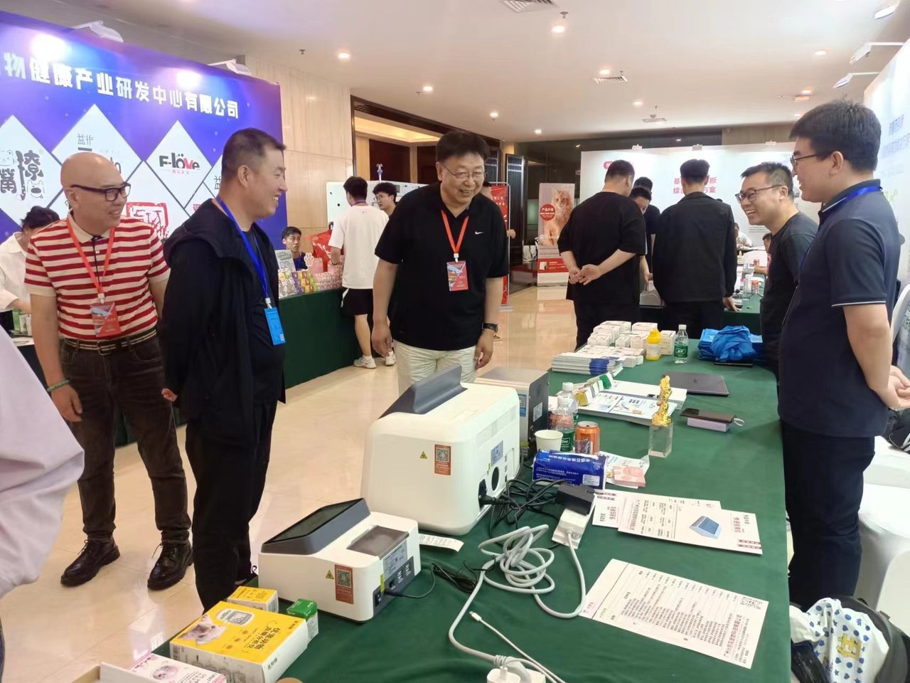 陕西萌宠有了“家”！省畜牧业协会宠物产业分会成立大会在西安举行(图4)