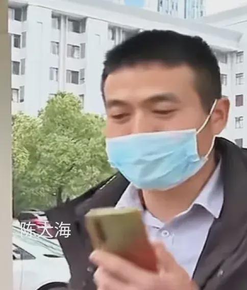 凯发旗舰厅回顾男子忽悠妻子假离婚骗光家产迎娶美娇女假戏真做手段高(图2)