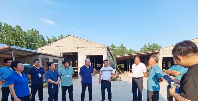 驻马店确山：专家为养殖户送真经(图2)