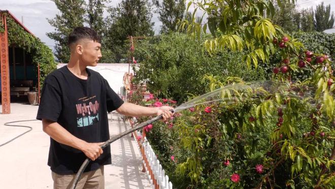 庆祝伊犁哈萨克自治州成立70周年丨从落后到进步阿凯发国际克塔木村的巨变之路(图2)