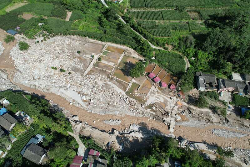 奔赴为了生命的救援(图2)