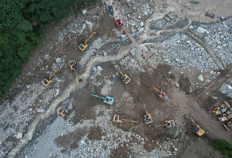 奔赴为了生命的救援(图3)