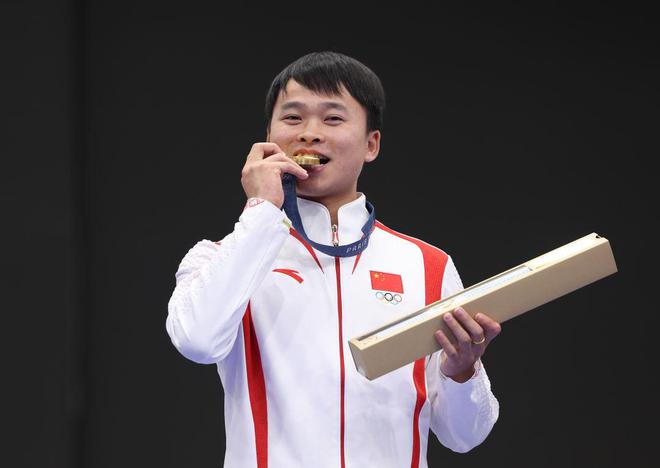 凯发国际探访奥运冠军谢瑜家乡：外公照常种地养猪母亲带病异地务工附近景区发出代言邀