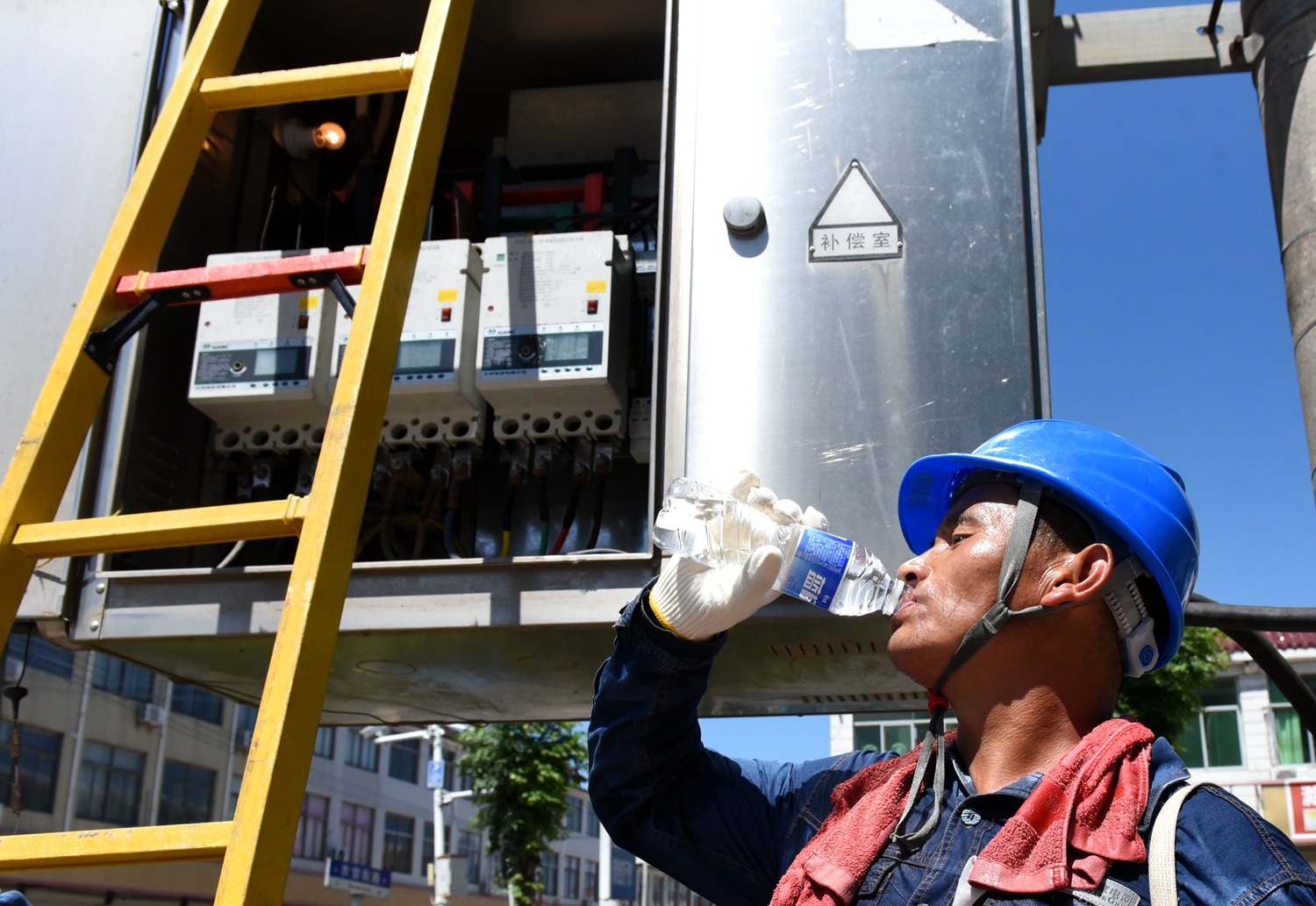 耿志国：退役不褪色供电服务建新功(图2)