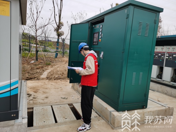 镇江丹徒：养猪场恒温恒氧自动喂食电气化养殖助力乡村振兴(图4)