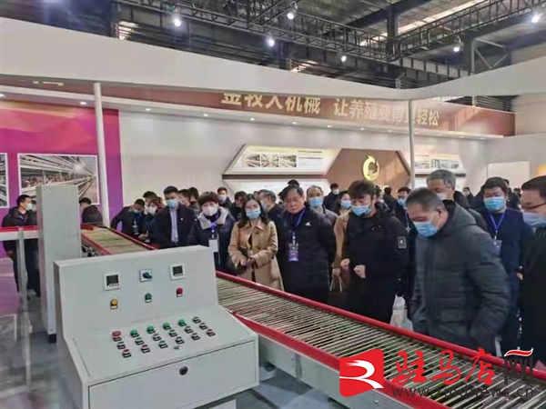 中国（驻马店）畜牧机械产业技术发展大会在西平县召开(图4)