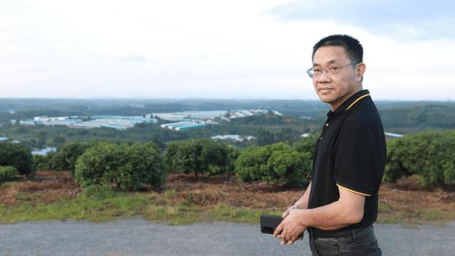 凯发国际广东农村娃考上北大全村为其凑路费38年后每家获赠一栋别墅(图5)