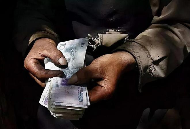 凯发国际广东农村娃考上北大全村为其凑路费38年后每家获赠一栋别墅(图10)