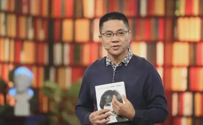 凯发国际广东农村娃考上北大全村为其凑路费38年后每家获赠一栋别墅(图20)