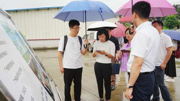 韩国忠清南道工作组领导考察广州南沙扬翔风行项目(图2)