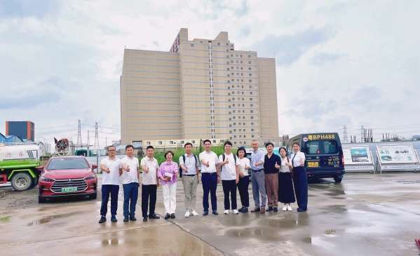 韩国忠清南道工作组领导考察广州南沙扬翔风行项目(图6)