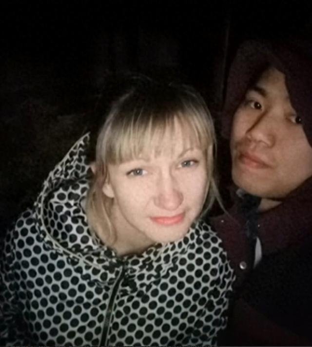 18年河北小伙离婚赴俄养猪如今娶20岁俄罗斯美女凯发旗舰厅成人生赢家