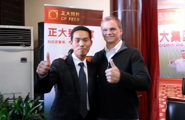 18年河北小伙离婚赴俄养猪如今娶20岁俄罗斯美女凯发旗舰厅成人生赢家(图9)