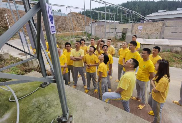 专访新希望六和董事长刘畅：“出海”前要想好做一个什么样的生意人(图6)