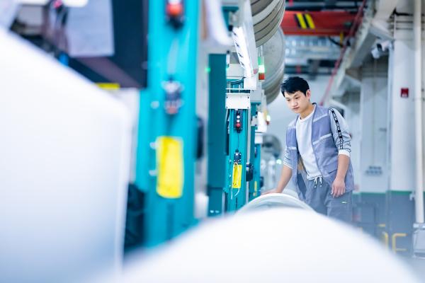 凯发国际西平：一“布”当先织就工业经济新版图(图5)