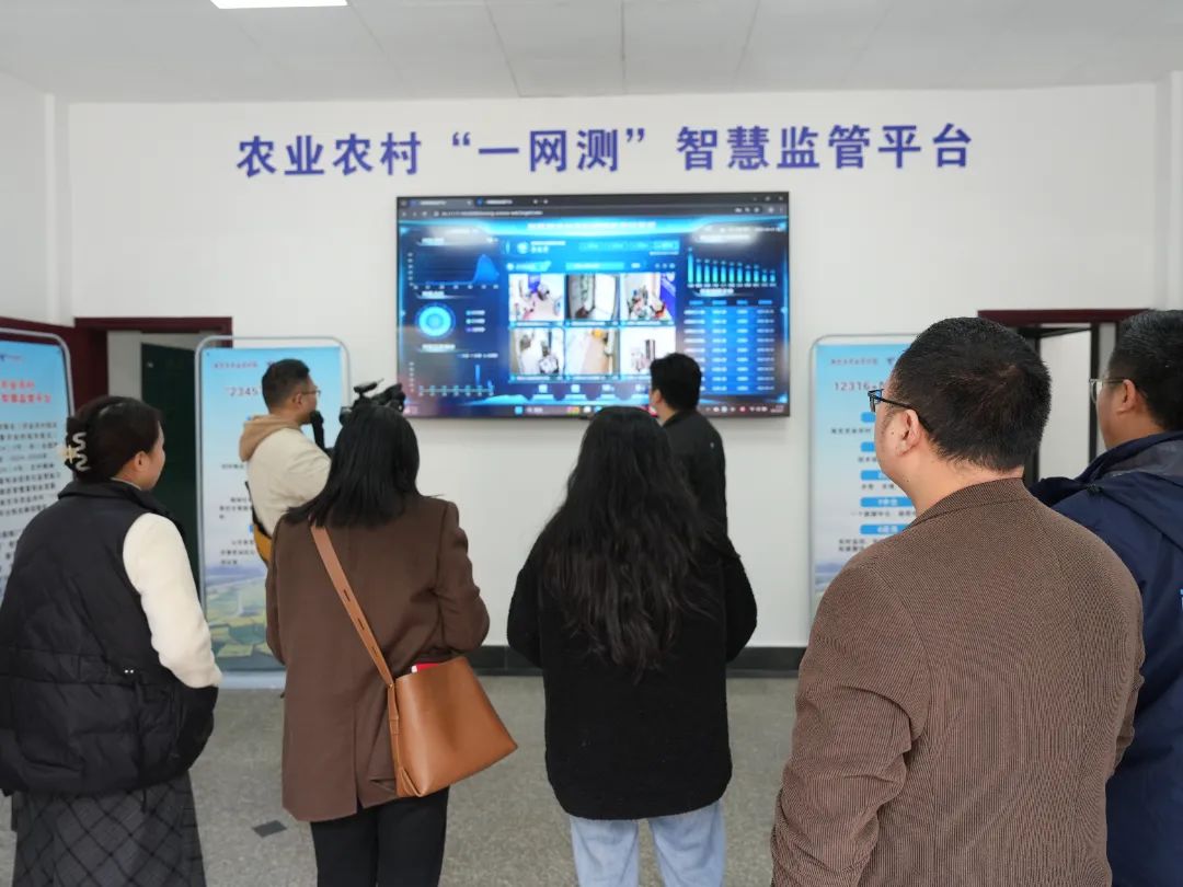 中省市媒体齐聚仪陇关注市农业农村局基层畜牧兽医站“两防两化”和南充市农业农村“一网测”智慧监管平台建设(图5)