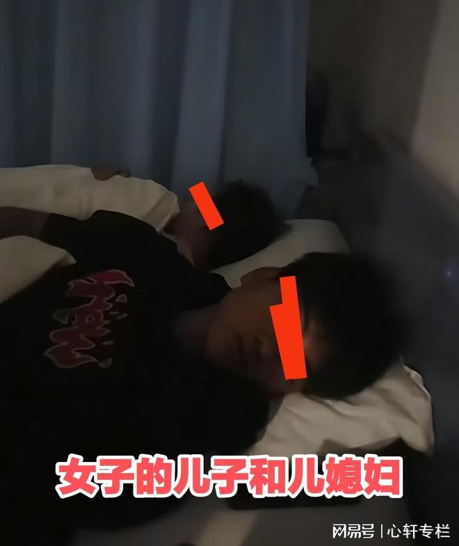 ag凯发90年女子升级当奶奶年轻貌美如花网友：想知道他儿子多大(图3)