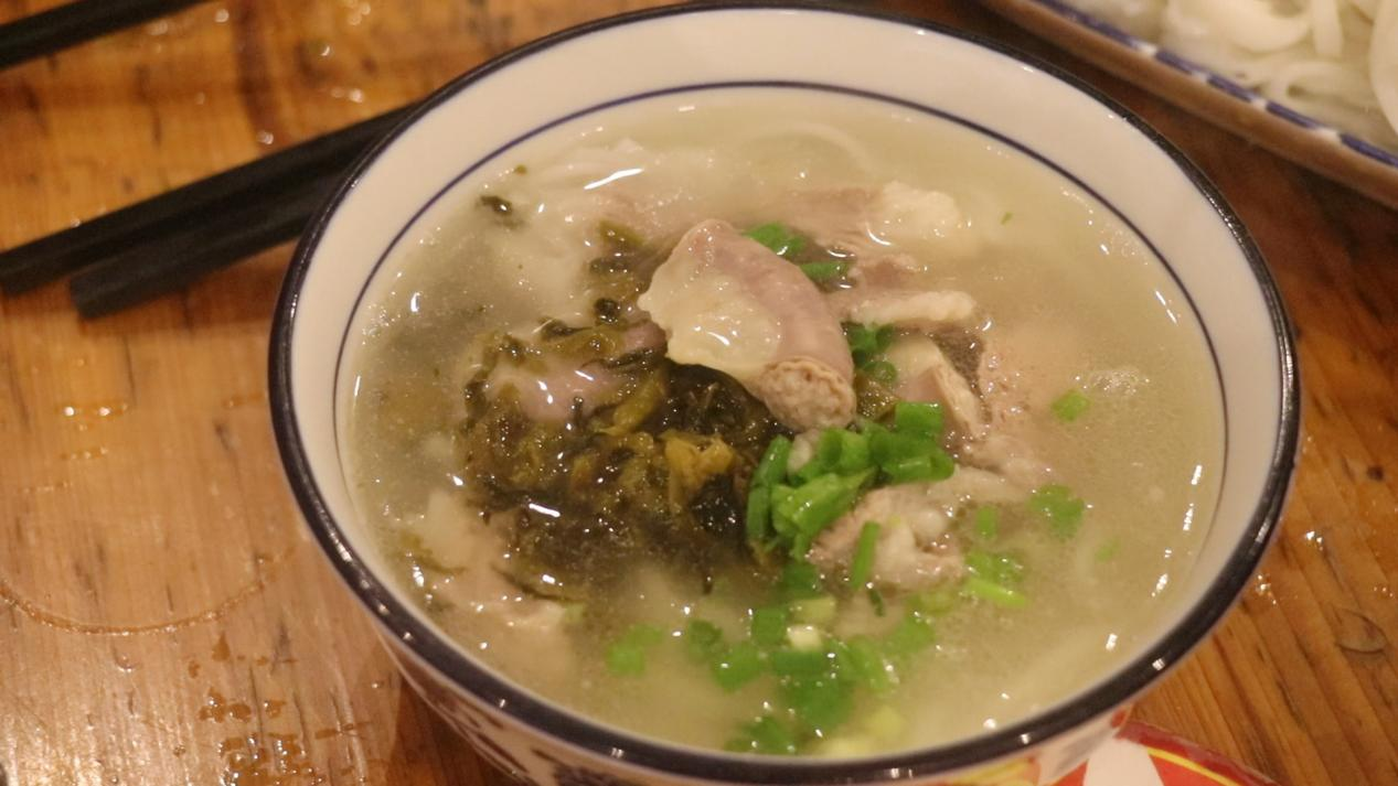 屯昌黑猪拱出致富路(图4)