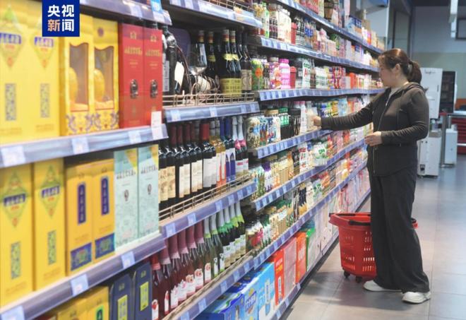 ag凯发经济学家王德培：中国老百姓是不容易的已进入急剧大洗牌阶段！(图20)