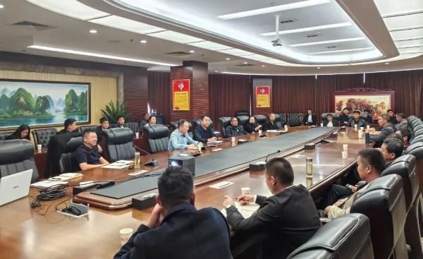 筑牢生态养殖防线环保管理警钟长鸣——华英公司开展冬季养殖场环保管理专题培训