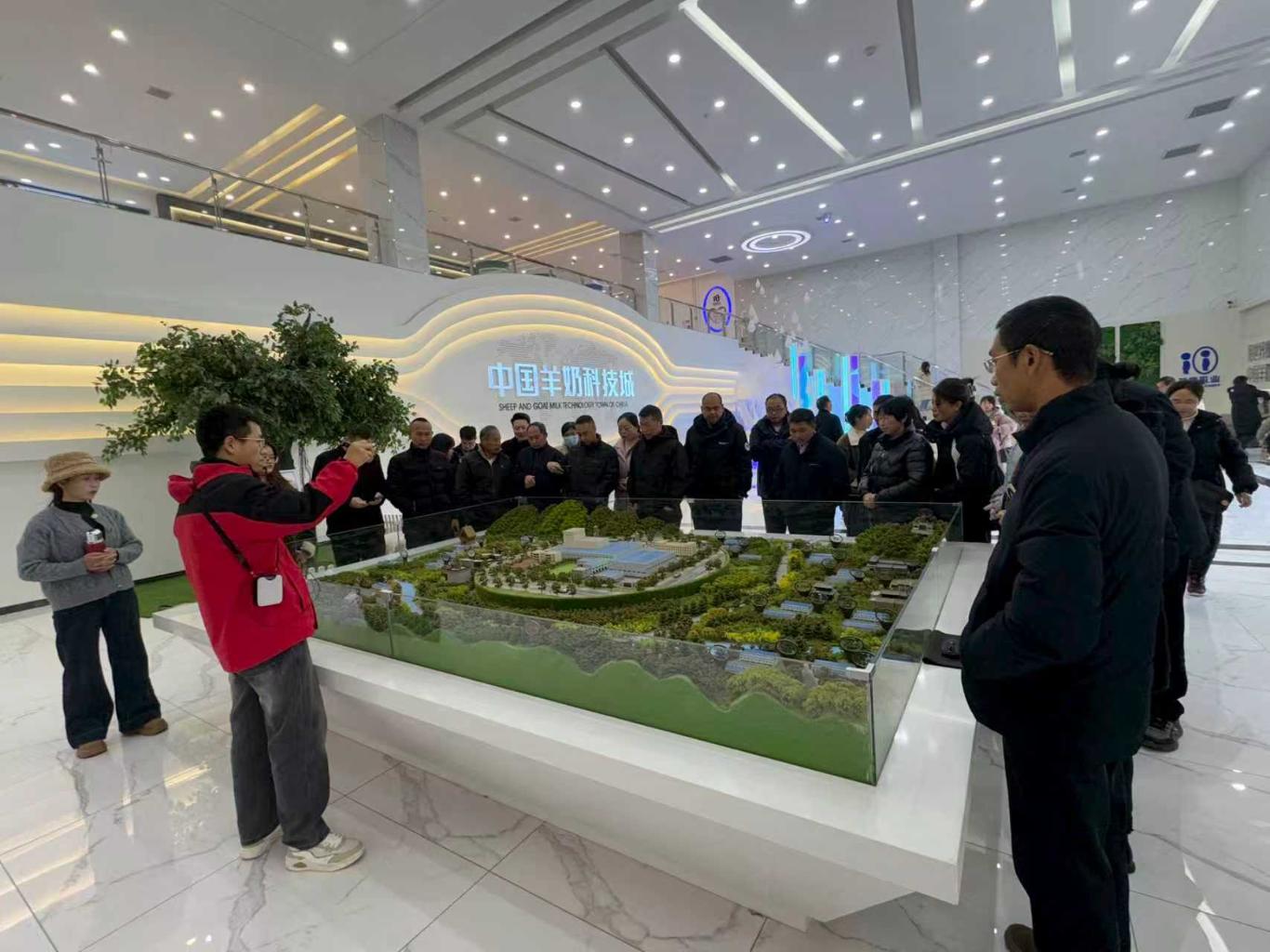 从“凭经验”到“靠数据”：陕西南郑高素质农民赴关中“升级”养殖观(图6)