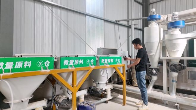 牛！用这个方法！一猪场老板对玉米豆粕的依赖竟然减少近20%凯发旗舰厅(图5)