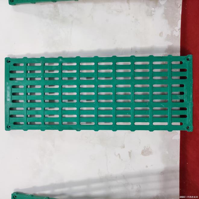 养殖设备厂家实力推荐：自动化料塔料线